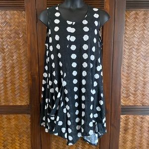 ALEMBIKA - Darkest Grey polka dot Tunic  Size 6(18W)